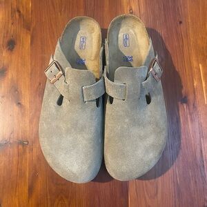 Birkenstock Bostons Size 39